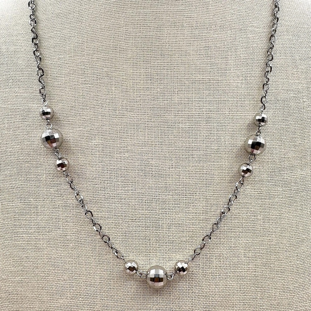 Vintage 90s Silver‎ Tone Faceted Disco Ball Bead Station Necklace Retro Jewelry